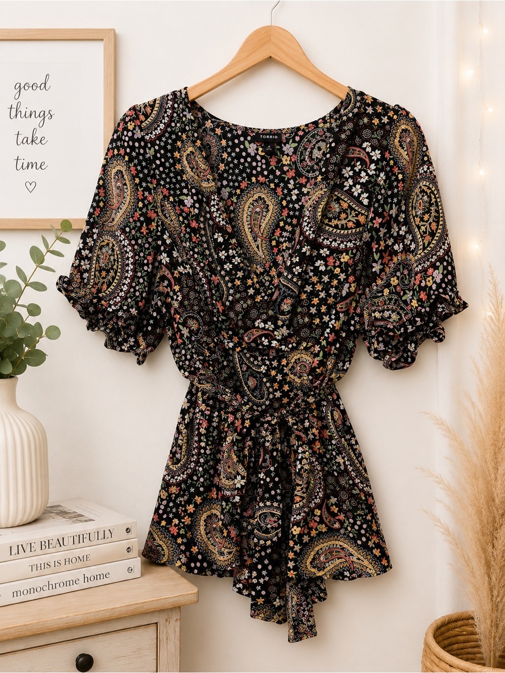 torrid Black Paisley Floral Short Sleeve Blouse